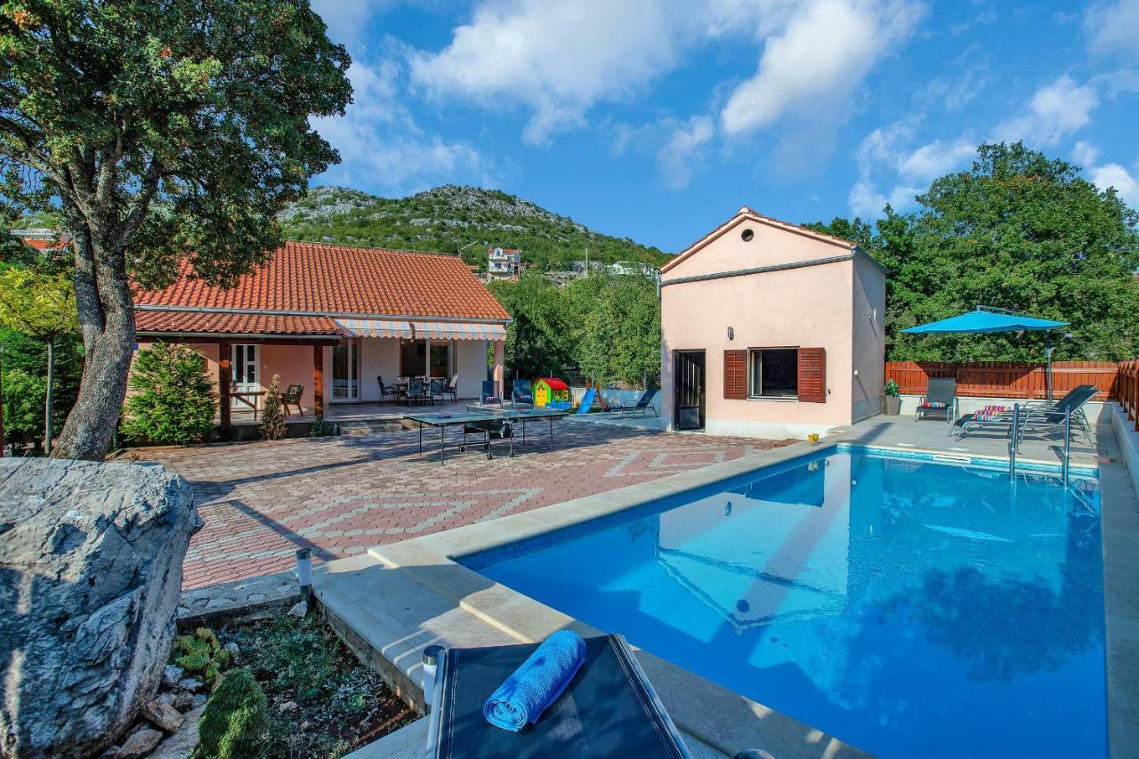 Villa Zvonimir Zagvozd Esterno foto