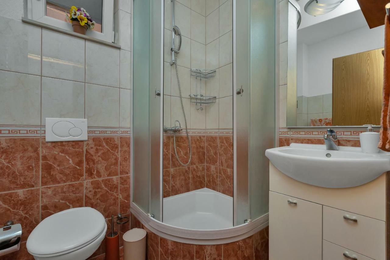 Villa Zvonimir Zagvozd Esterno foto